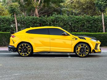 LAMBORGHINI URUS MANSORY