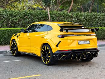 LAMBORGHINI URUS MANSORY